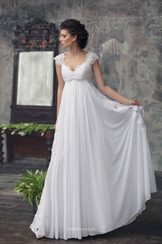 10 More Flattering Wedding Gowns with Empire Waistlines
